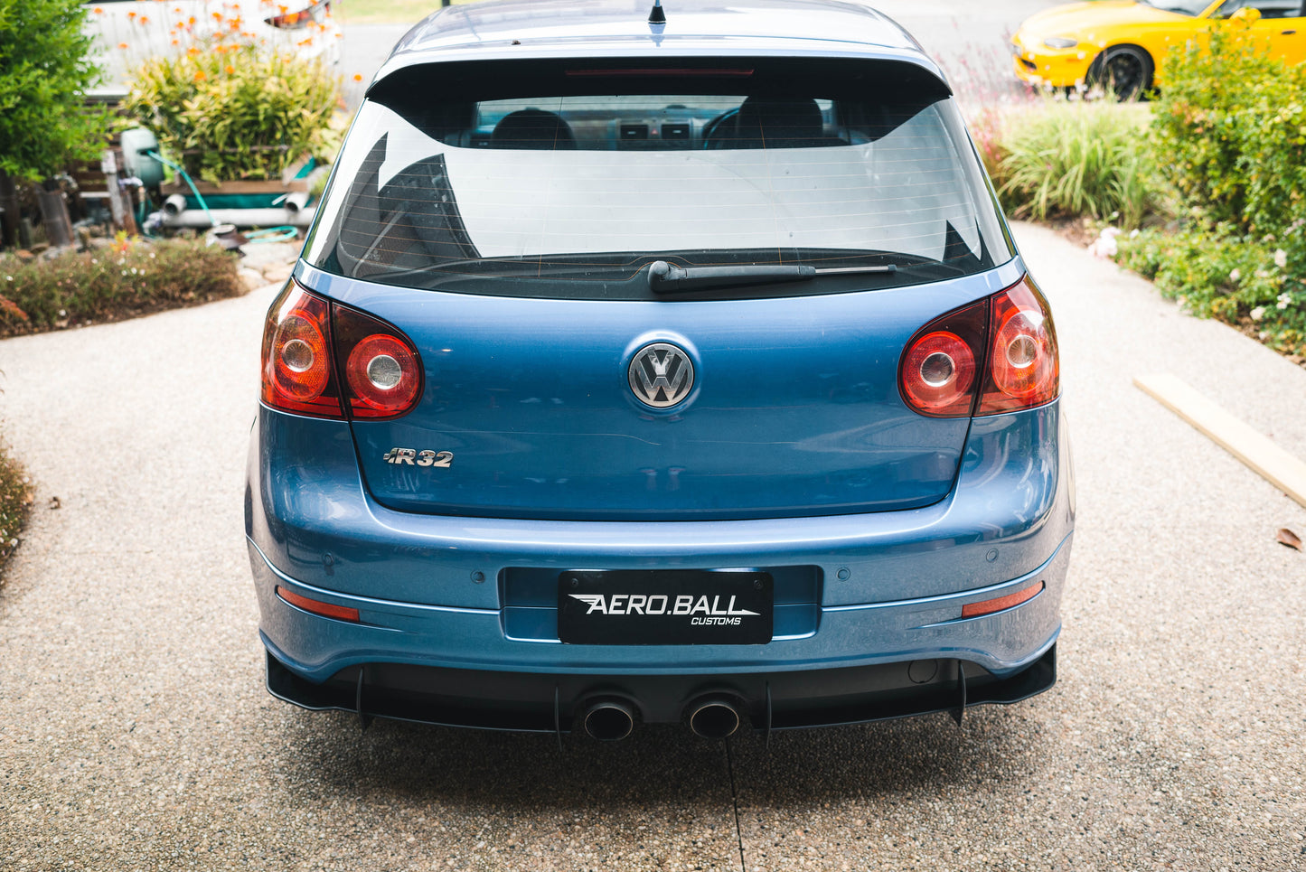 Volkswagen Golf R32 MK5 Rear Diffuser