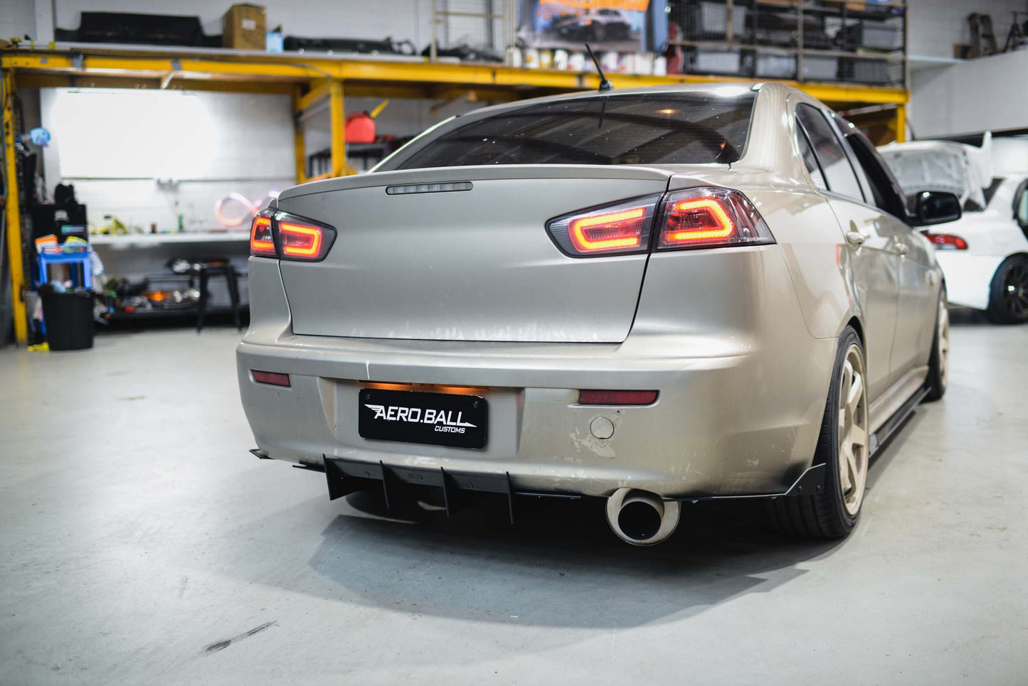 Mitsubishi CJ Lancer Rear Diffuser